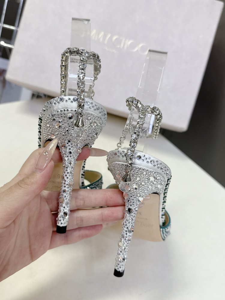 Босоножки фото 8