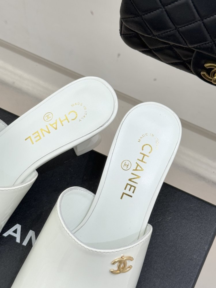 Босоніжки фото 8