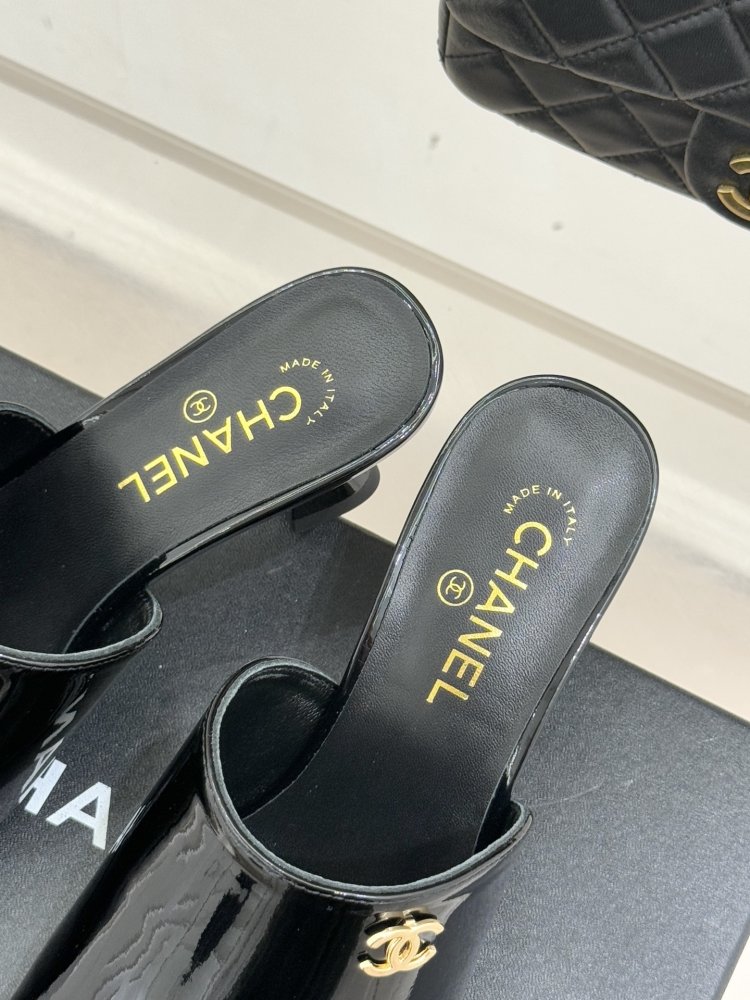 Босоніжки фото 8