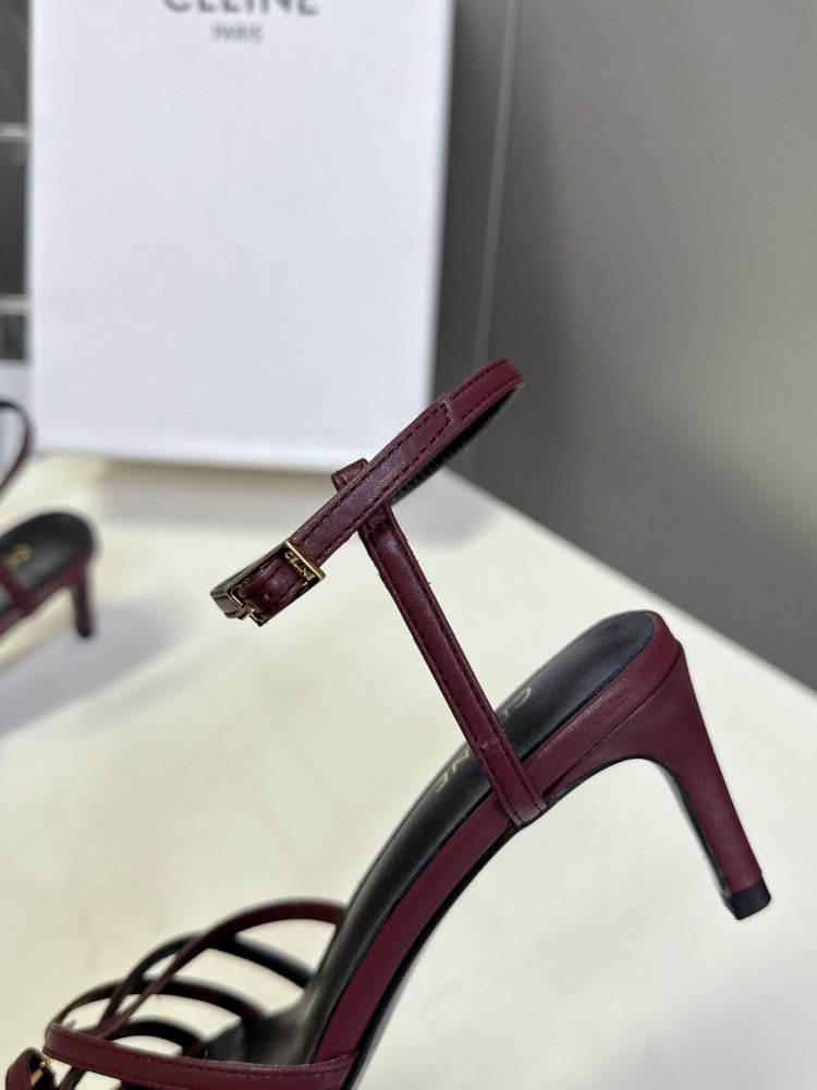 Босоножки фото 8