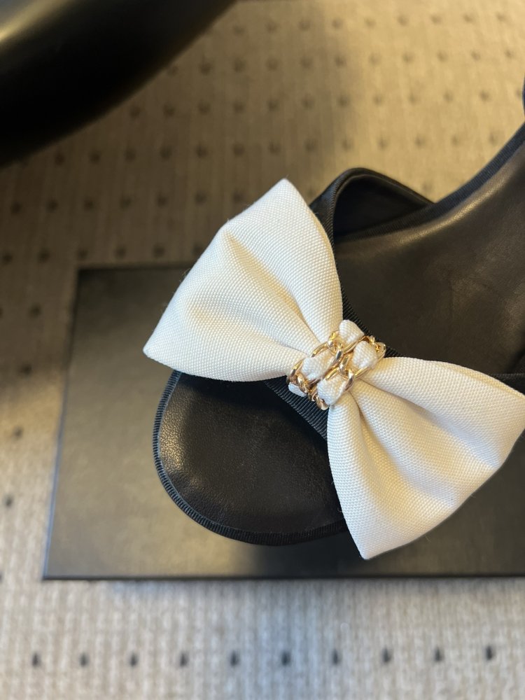 Босоножки фото 8