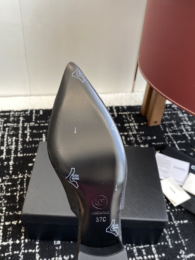 Босоножки фото 9