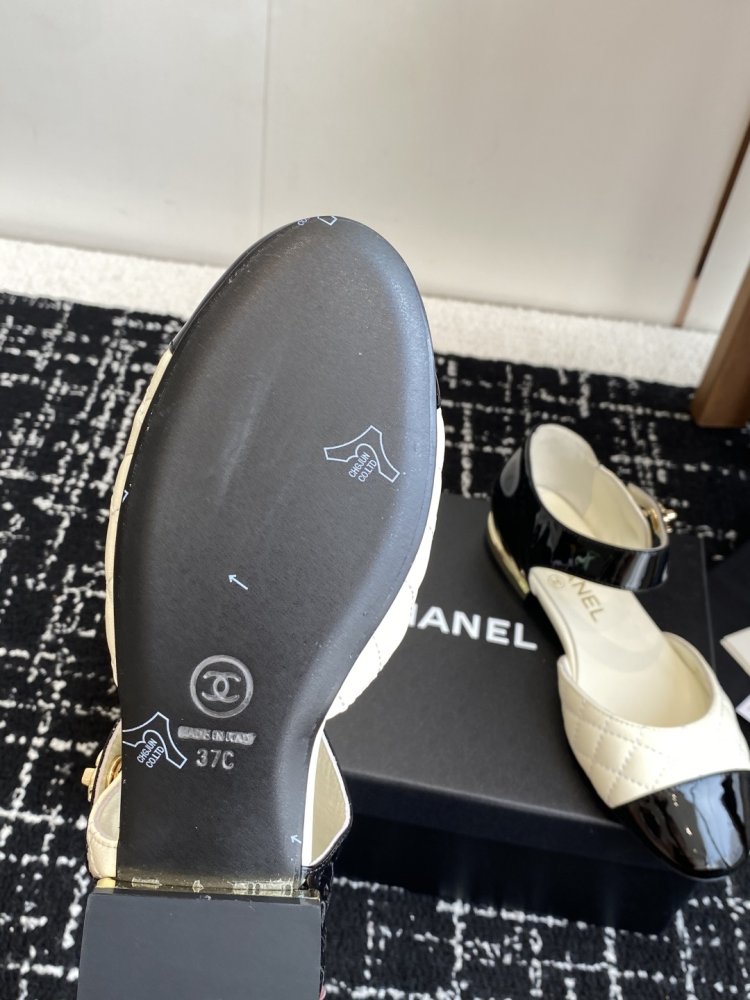 Босоніжки фото 9