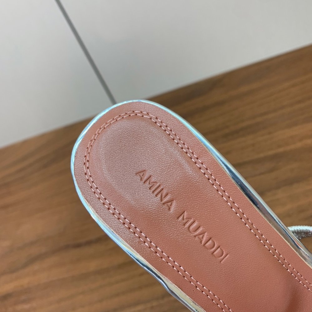 Босоножки фото 9