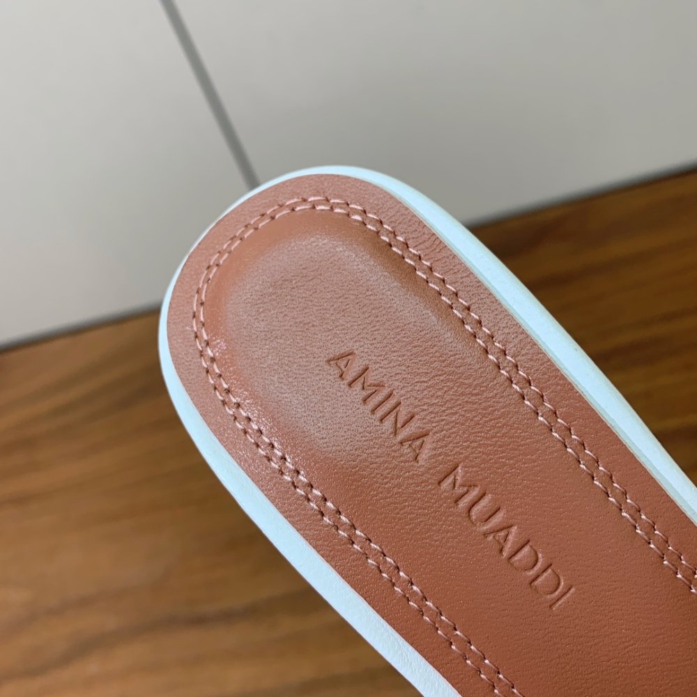 Босоножки фото 9