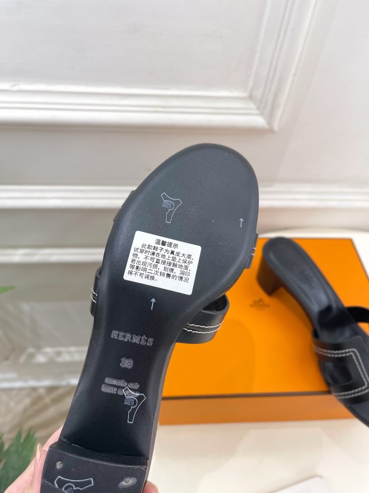 Босоножки фото 9