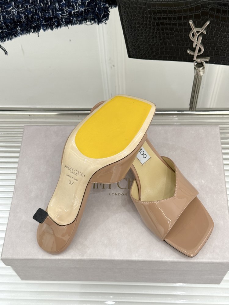 Босоножки фото 9