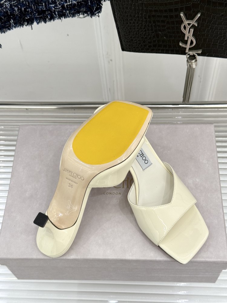 Босоножки фото 9