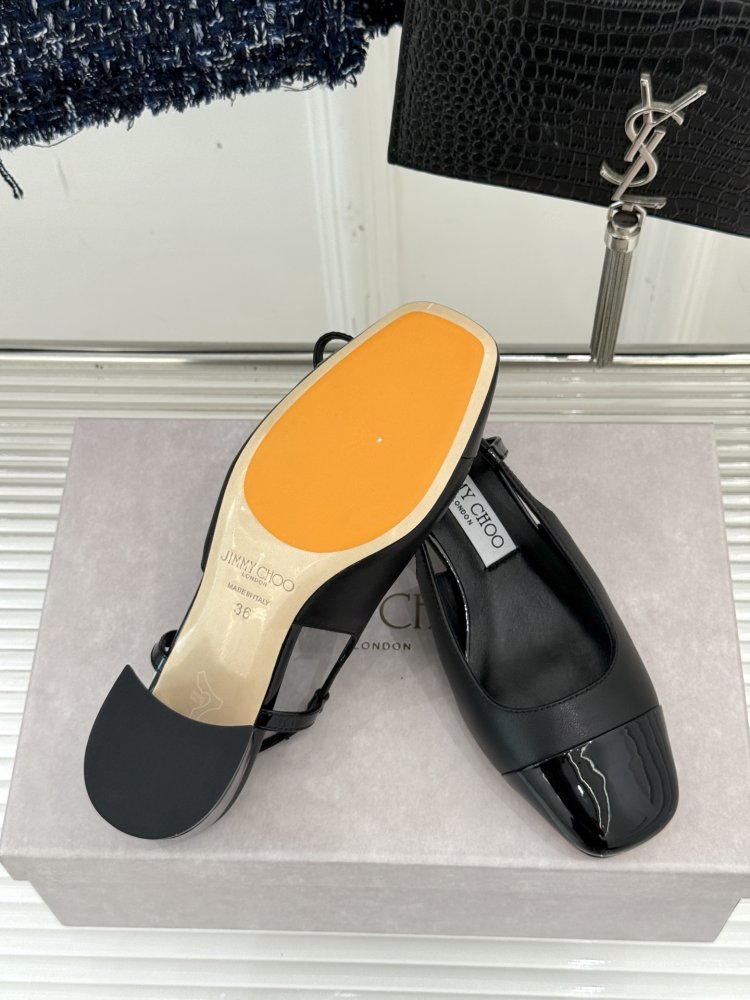 Босоножки фото 9