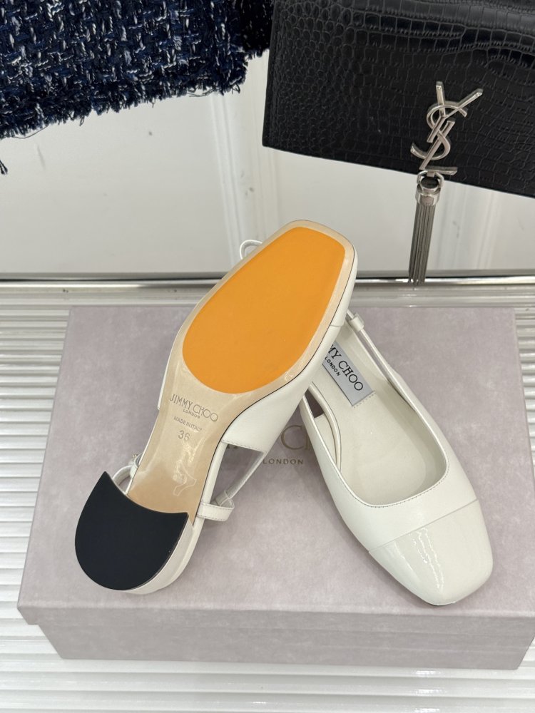 Босоножки фото 9