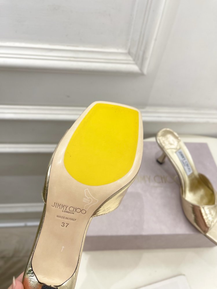 Босоножки фото 9