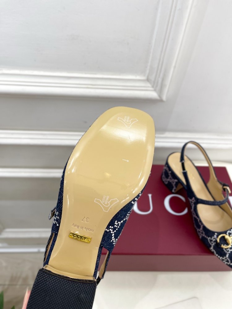 Босоножки фото 9