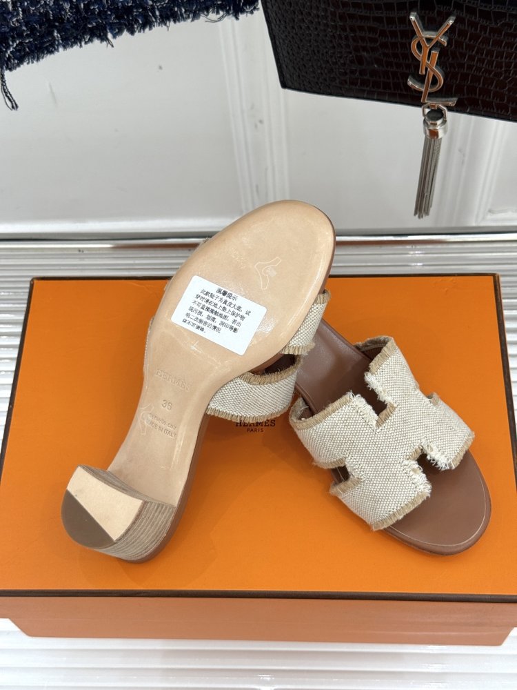 Босоніжки фото 9