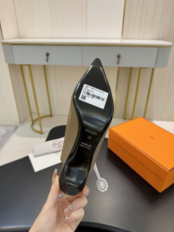 Босоножки фото 9