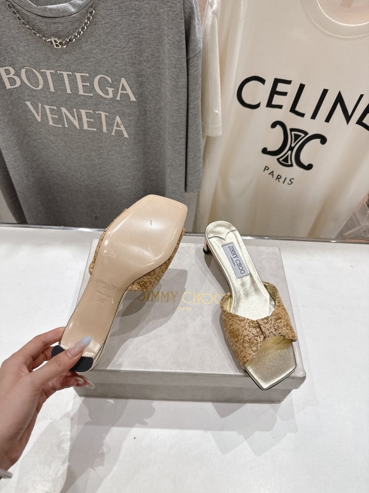 Босоножки фото 9