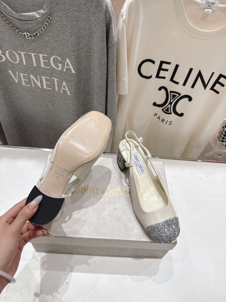 Босоножки фото 9