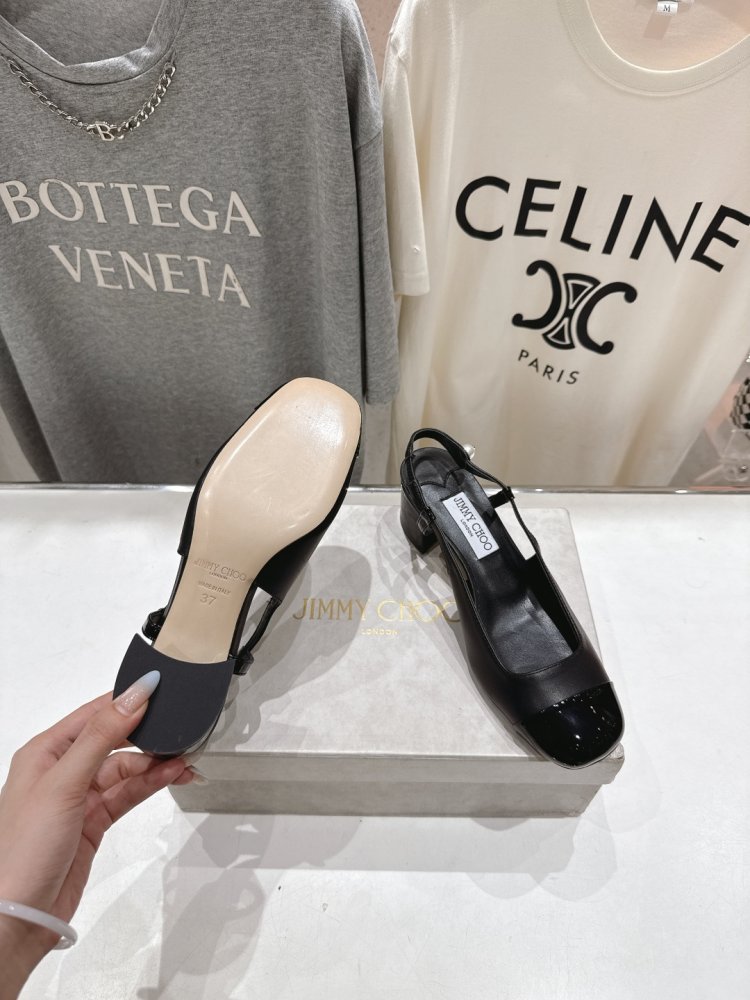 Босоножки фото 9