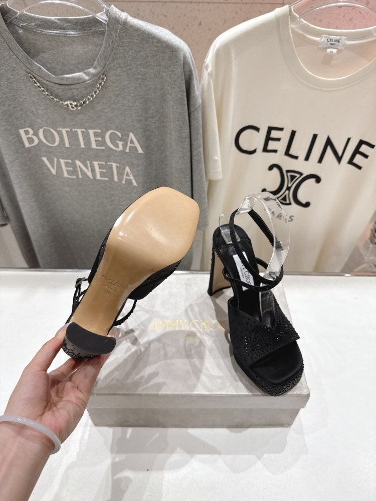 Босоножки фото 9