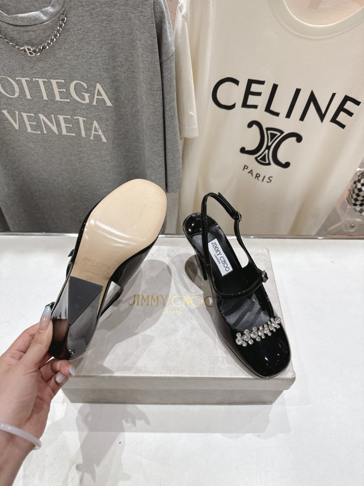 Босоножки фото 9