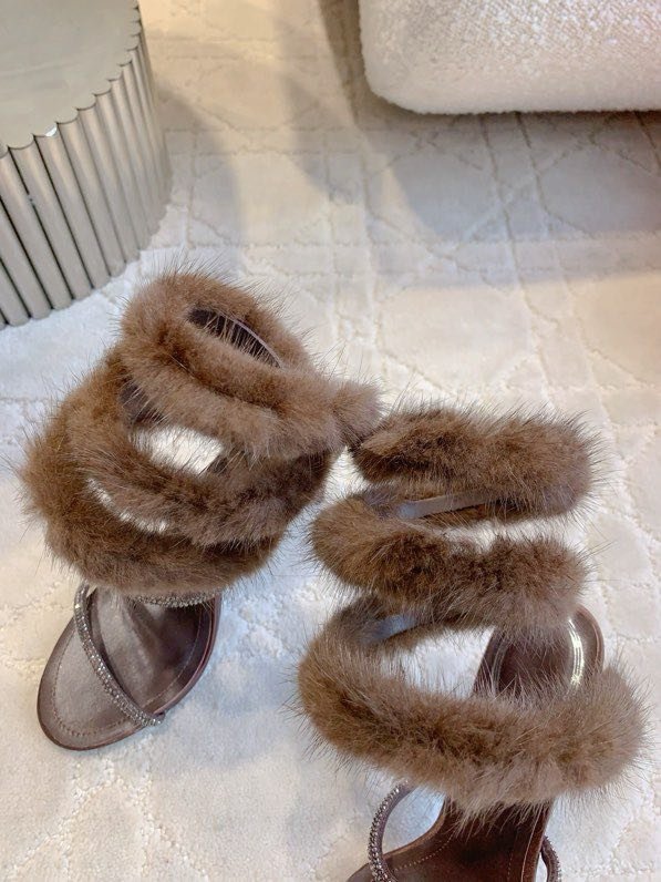 Босоножки фото 9