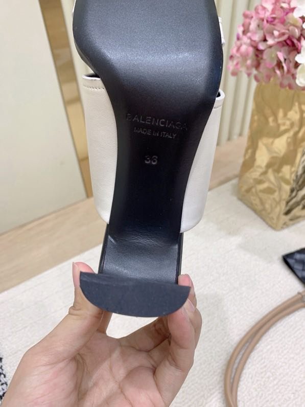 Босоніжки фото 9