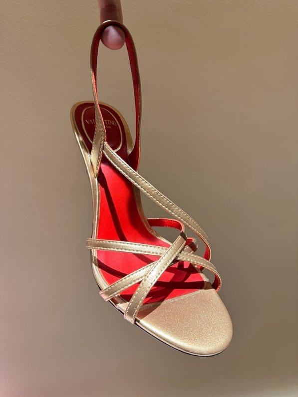 Босоножки фото 9