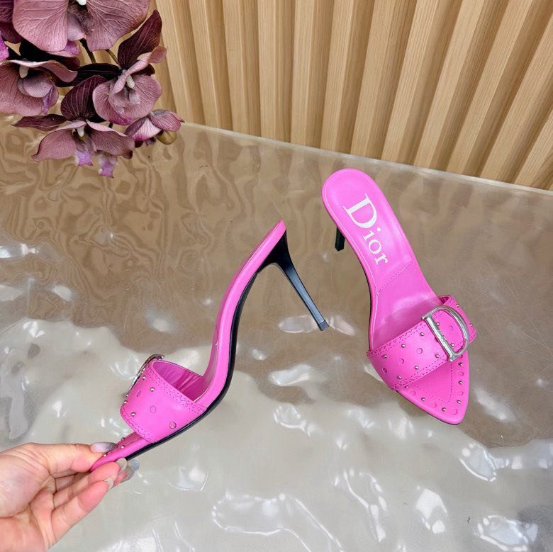 Босоножки фото 9