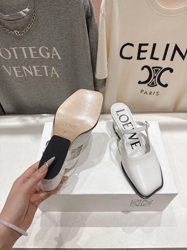 Босоножки фото 9