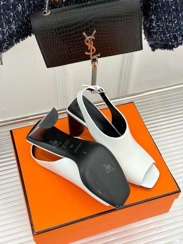 Босоніжки фото 9