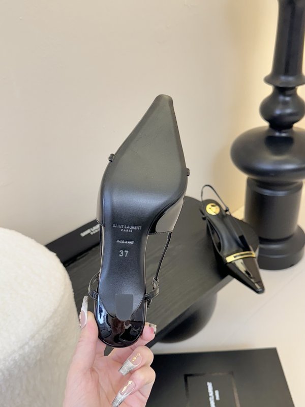 Босоножки фото 9