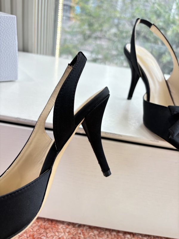 Босоніжки фото 9