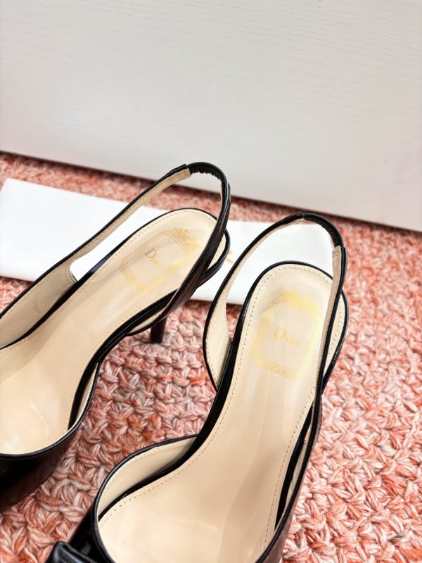 Босоніжки фото 9