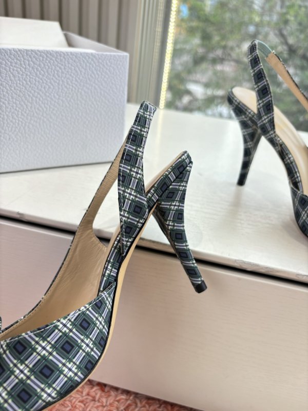 Босоніжки фото 9