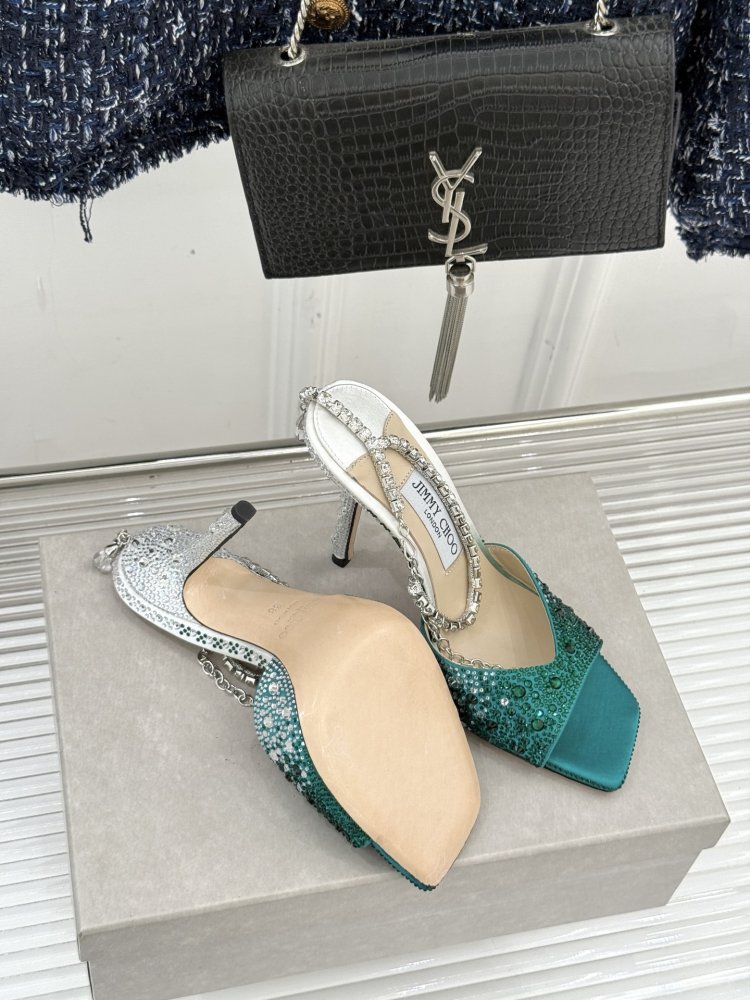 Босоножки фото 9