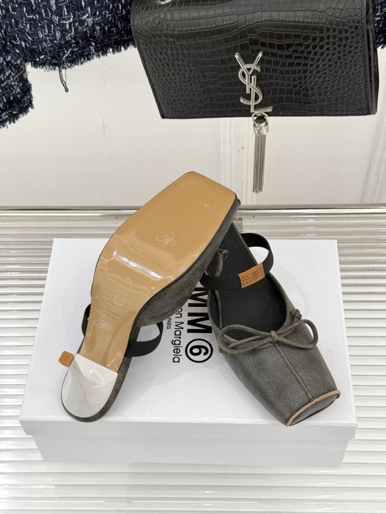 Босоножки фото 9