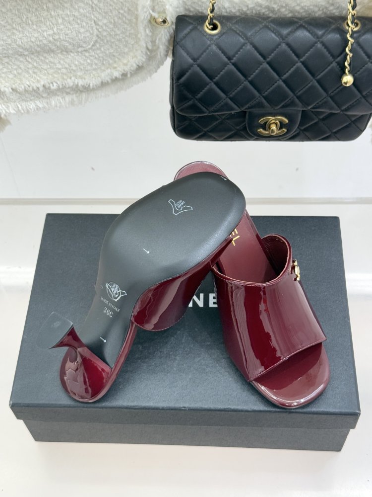 Босоніжки фото 9