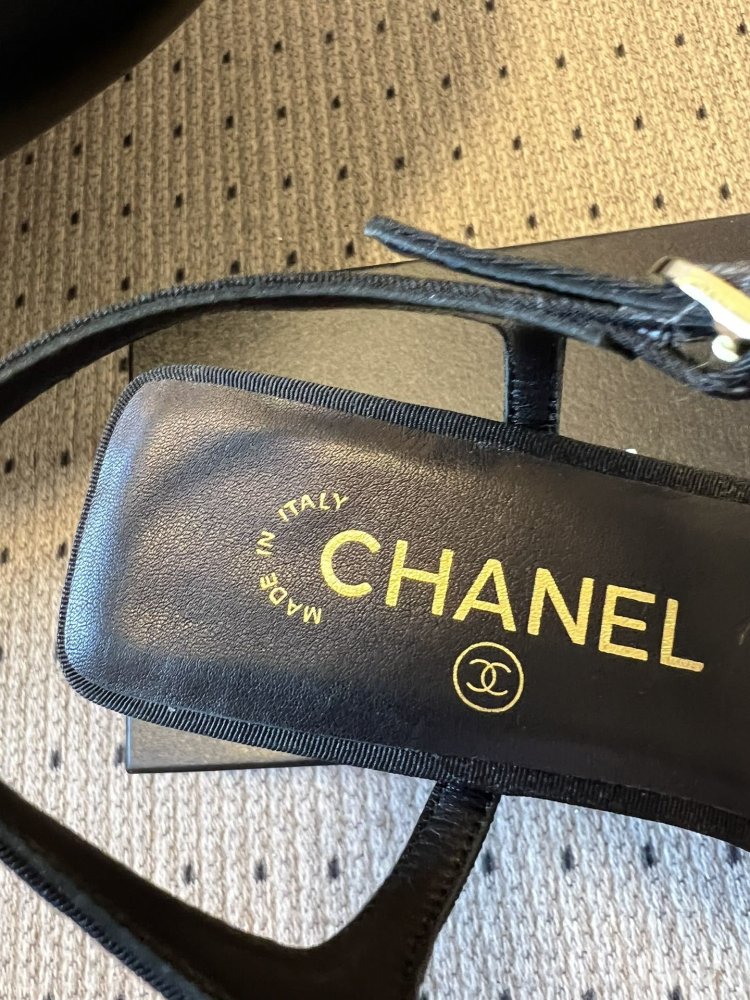 Босоножки фото 9