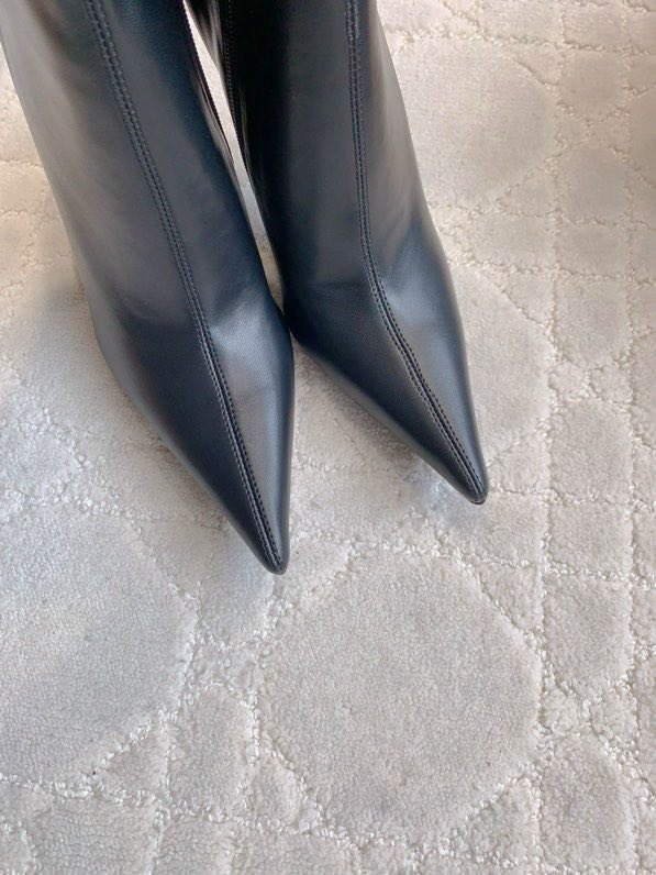 Ботфорты кожаные на шпильке фото 4