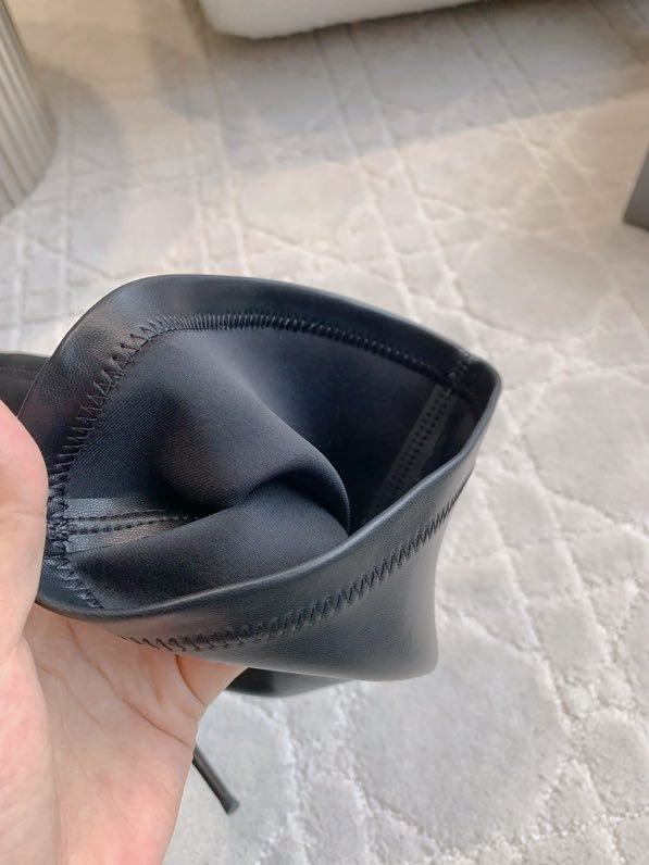 Ботфорты кожаные на шпильке фото 8