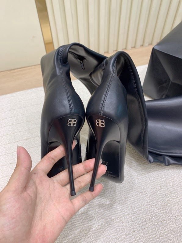 Ботфорты на шпильке фото 6