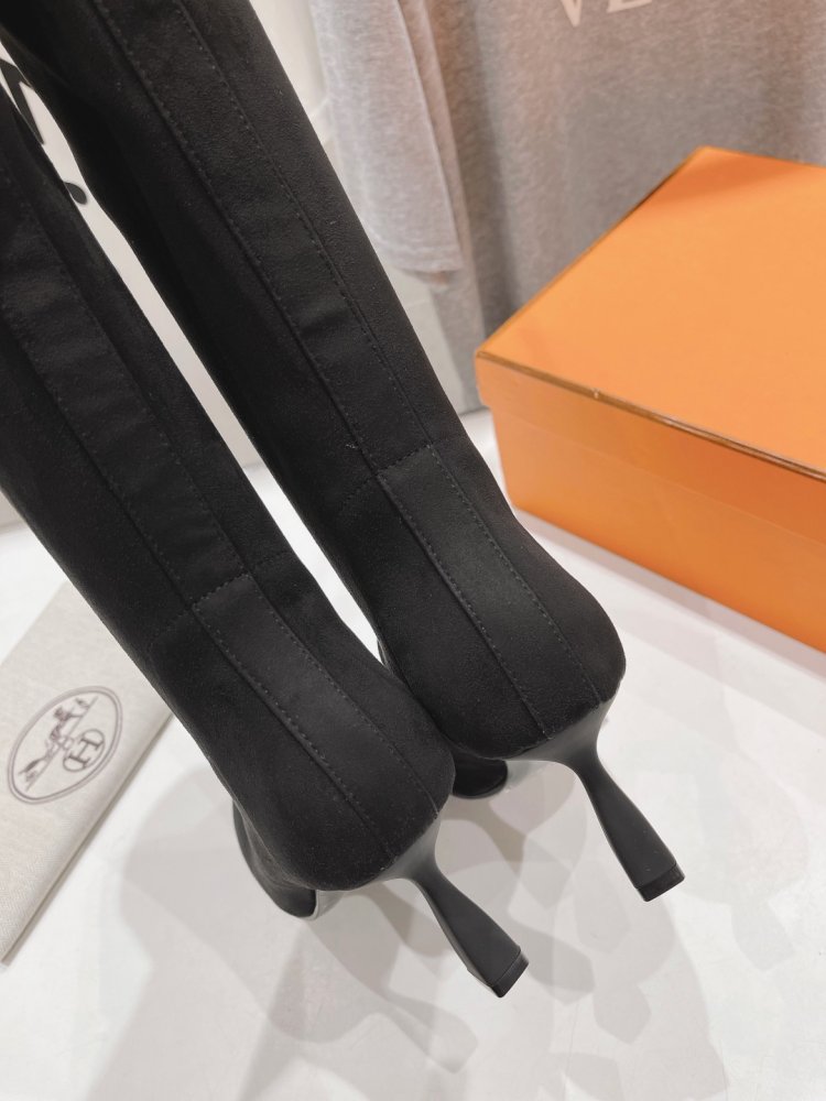 Ботфорти на високому підборах фото 7