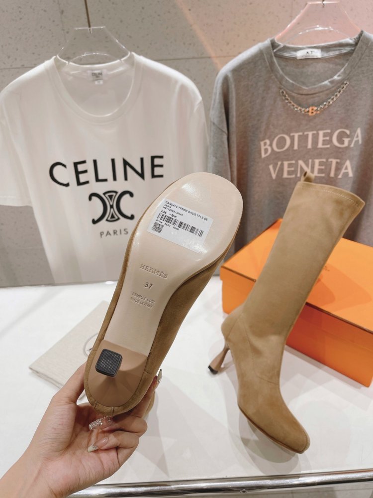 Ботфорти на високому підборах фото 9