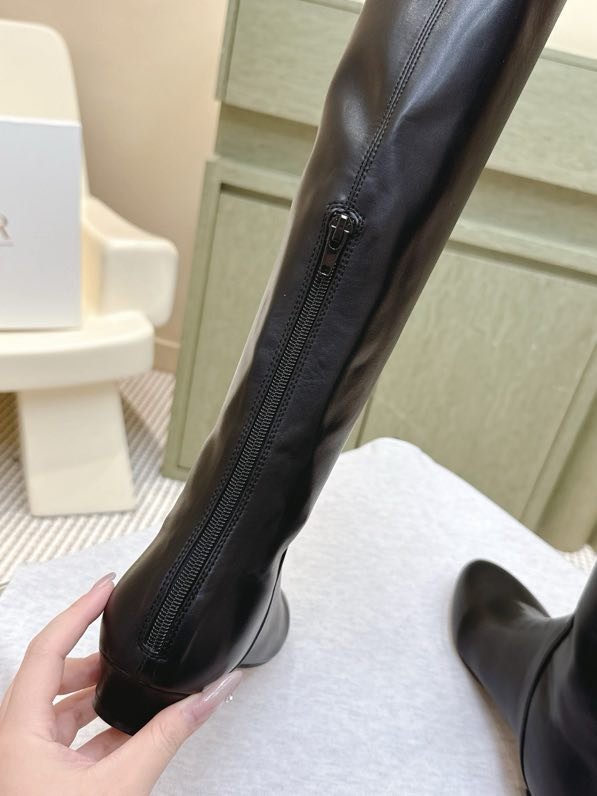 Ботфоры кожаные на квадратном каблуке фото 8