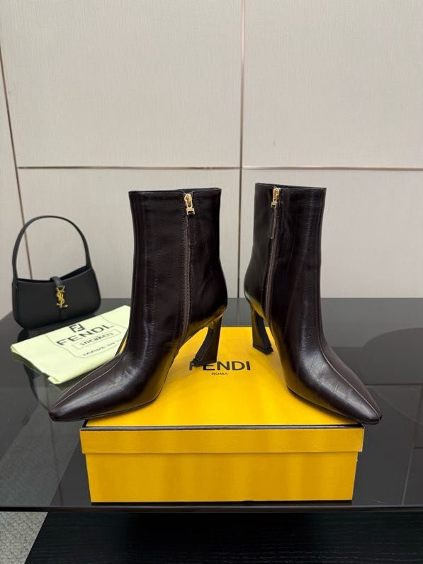 Ботильоны FENDI Arco фото 7
