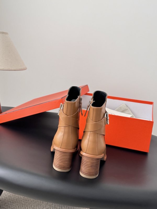 Ботильоны Hermes Kelly кожаные с пряжкой фото 6