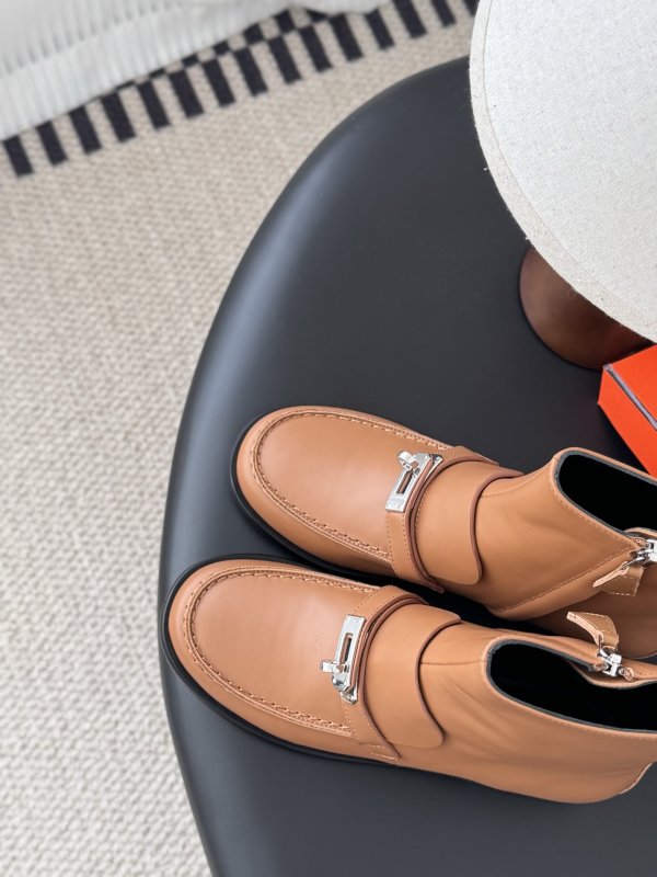 Ботильоны Hermes Kelly кожаные с пряжкой фото 7