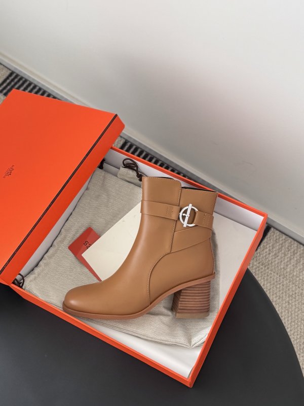 Ботильоны Hermes Kelly кожаные с пряжкой фото 8