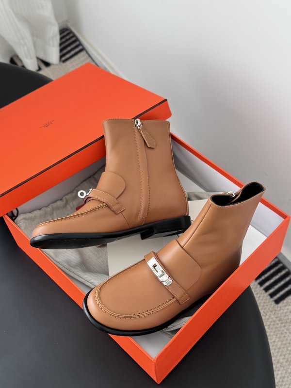 Ботильоны Hermes Kelly кожаные с пряжкой фото 9