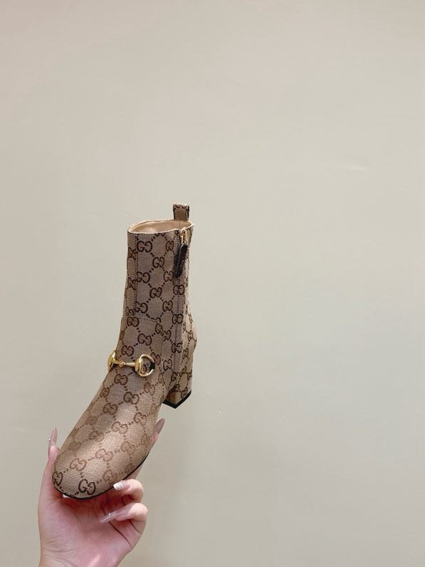 Ankle boots Horsebit фото 9