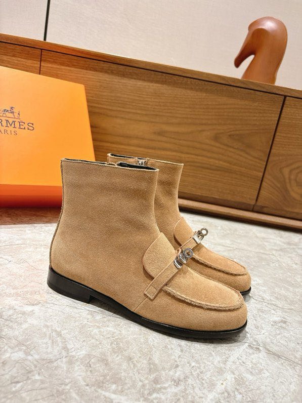 Ботильоны Kelly на плоской подошве с пряжкой фото 3